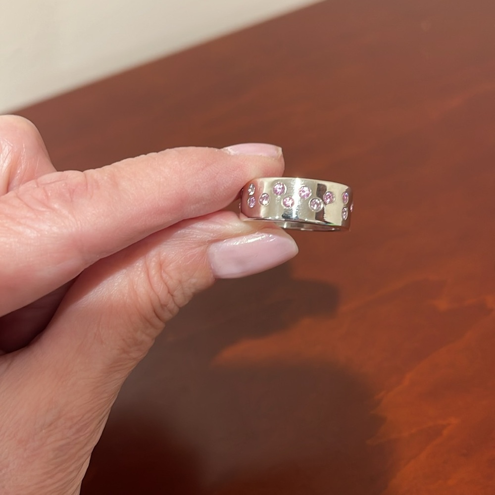🩷Pink Sapphire and Sterling Silver Band Ring Size 7 One of a Kind - New / Unworn